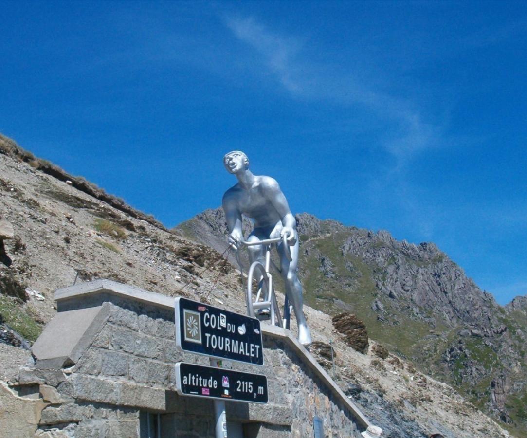 L'Argalyde Esprit Pyrenees Wellness & Cycling Lägenhet Ayzac-Ost Exteriör bild